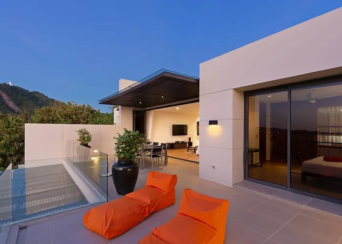 2Br Luxury Residence, Scenic View, 5Min To Kata Beach, The Heights C3